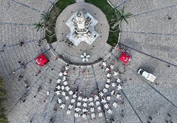 Cumhuriyet Coşkusu "İzmir Zekâ Oyunları Projesi" İle Devam Ediyor