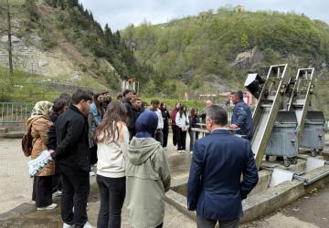 Beşikdüzü Fen Lisesi Öğrencileri Atık Su Arıtma Tesisinde Uygulamalı Eğitim Aldı