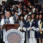 DEÜ Tıp Fakültesi'nde 48. Dönem Mezuniyet Coşkusu Yaşandı