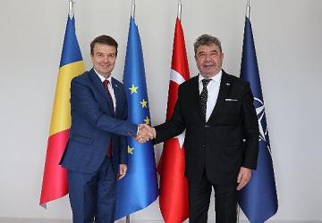 Egeli mobilya ihracatçılarına Romanya'dan Schengen vizesinde destek