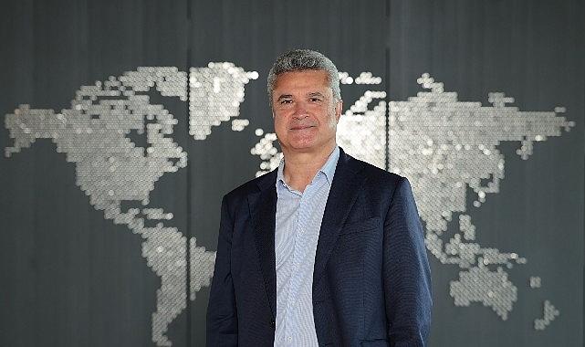 EY, 2025 küresel gelirini 53,2 milyar dolar olarak açıkladı