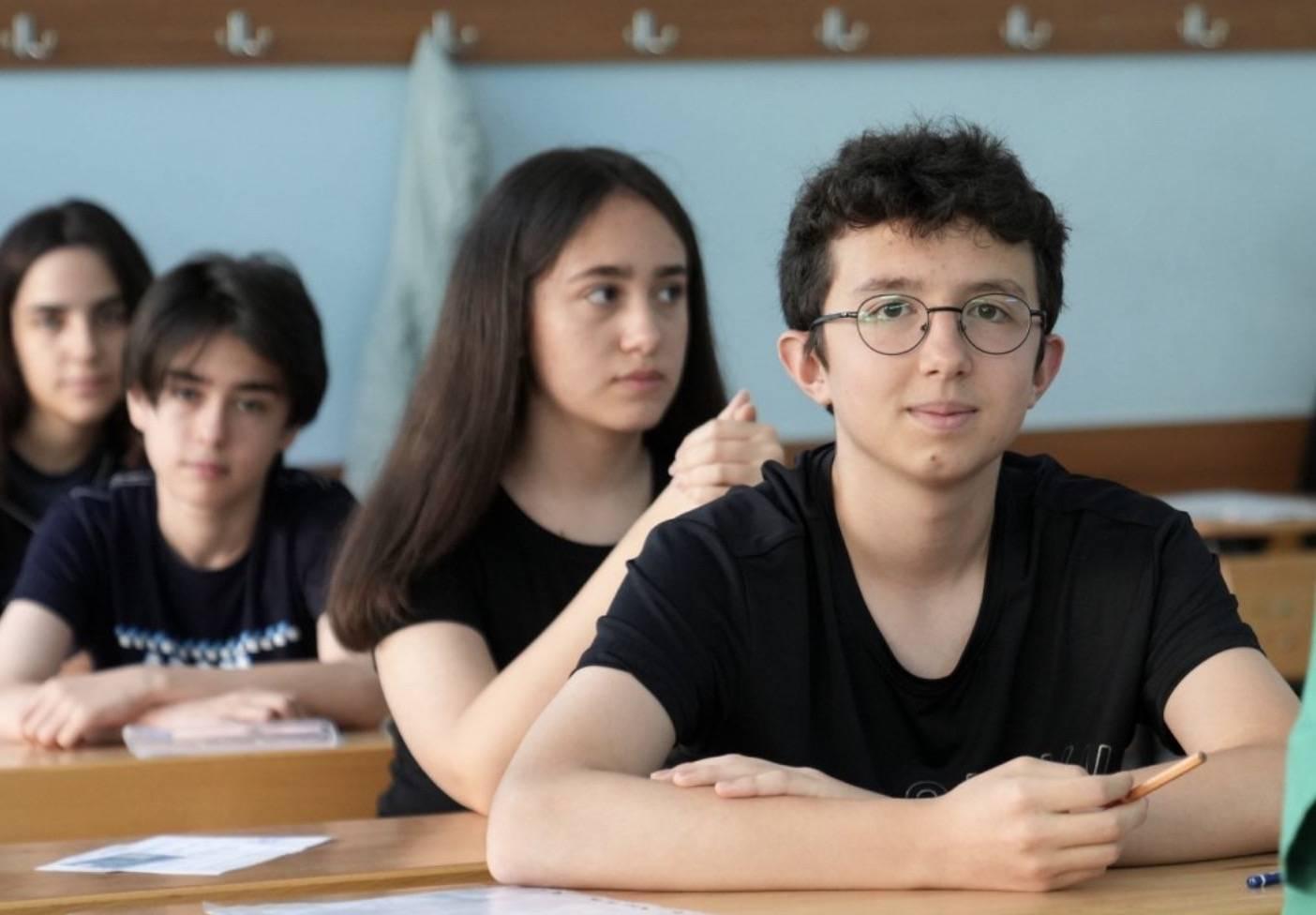 LGS kitapçıkları yayımlandı