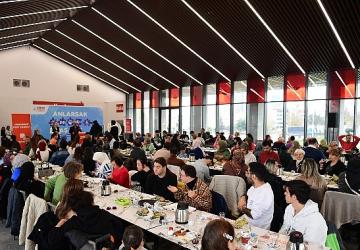 Osmangazi'de Engelli Bireyler ve Aileleri Kahvaltıda Buluştu