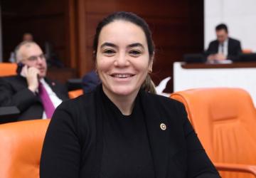 Ayyüce Türkeş: ‘Saç örgüsü bir Türk geleneğidir’