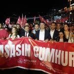 Tutdere: ‘Türkiye Cumhuriyeti demokrasiyle, adaletle buluşacak’ - Videolu Haber Tutdere: ‘Türkiye Cumhuriyeti demokrasiyle, adaletle buluşacak’ - Videolu Haber