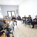 Konak'ta ücretsiz bağlama kursuna yoğun ilgi