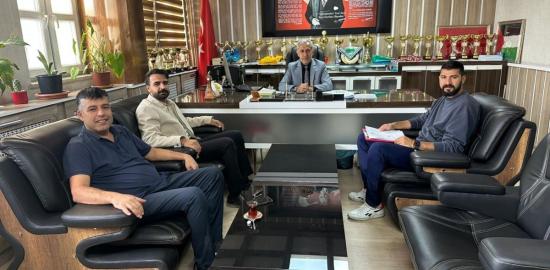 Adıyaman Belediyespor, sporcularının akademik ve saha başarısını inceledi