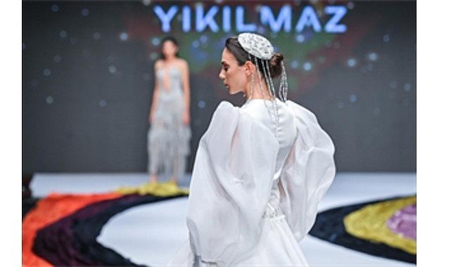 IF Wedding Fashion İzmir'de “Sessiz Asalet" podyuma taşındı