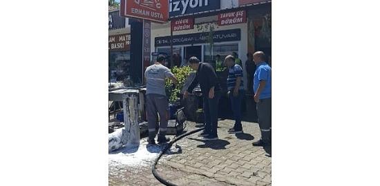 Kemer'de iş yeri yangını