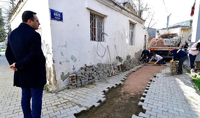 Bornova'da yol seferberliği sürüyor