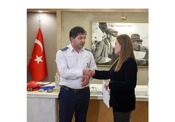 Antalya'da belediye şoföründen örnek davranış