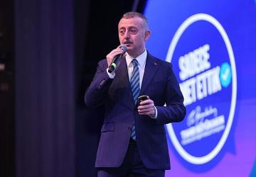 Başkan Büyükakın'dan kentsel dönüşüm konusunda net tavır; “Vatandaşın rızası ile hareket edeceğiz"