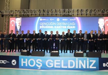 Bakan Yardımcısı Ahmet Aydın, Van’da konuştu: ‘Genç istihdamı milli bir meseledir’