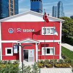 Maltepe Belediyesi'nden ebeveyn ve çocuklara 'Yanınızdayız' mesajı