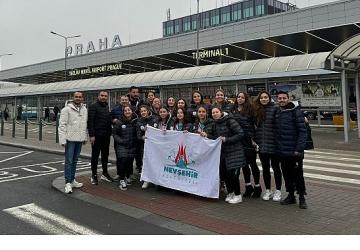 Nevşehir Belediyesi SK Kadın Sutopu Takımı Çekya'da