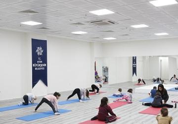 Aydın Büyükşehir Belediyesi'nin Jimnastik Eğitimleri Devam Ediyor