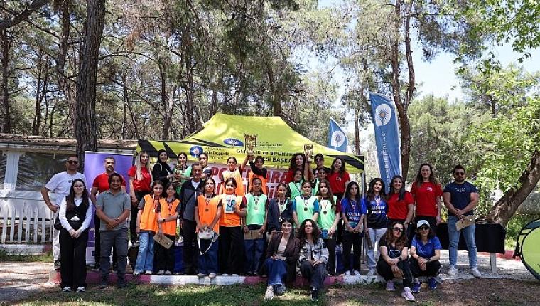 Antalya Büyükşehir Belediyesi'nden kız çocuklarına spor desteği