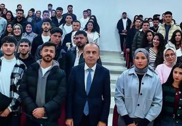 Rektör Mehmet Keleş, Besni’de öğrencilerle bir araya geldi