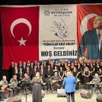 Türkülerin Eşsiz Notaları Aydın Büyükşehir Belediyesi Şükran Güngör-Yıldız Kenter Kültür Merkezi ve Tiyatro Salonu'ndan Yükseldi