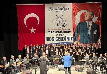 Türkülerin Eşsiz Notaları Aydın Büyükşehir Belediyesi Şükran Güngör-Yıldız Kenter Kültür Merkezi ve Tiyatro Salonu'ndan Yükseldi