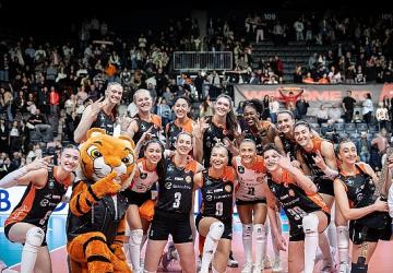 Eczacıbaşı Dynavit, Beşiktaş karşılaşmasından galibiyetle ayrıldı