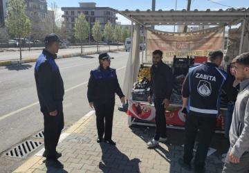 Adıyaman Belediyesi’nden kaldırım işgali ve hijyen denetimi