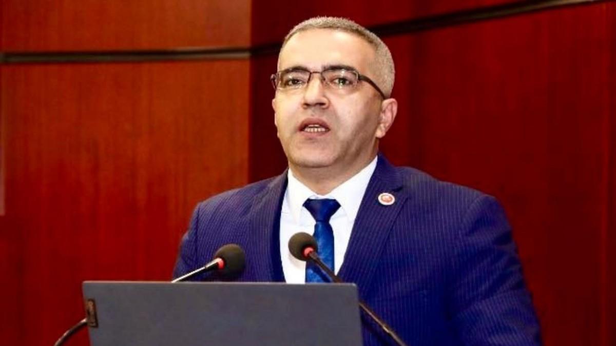 Ökkeş Gün’den Anadolu Sigorta yönetimine sert eleştiri