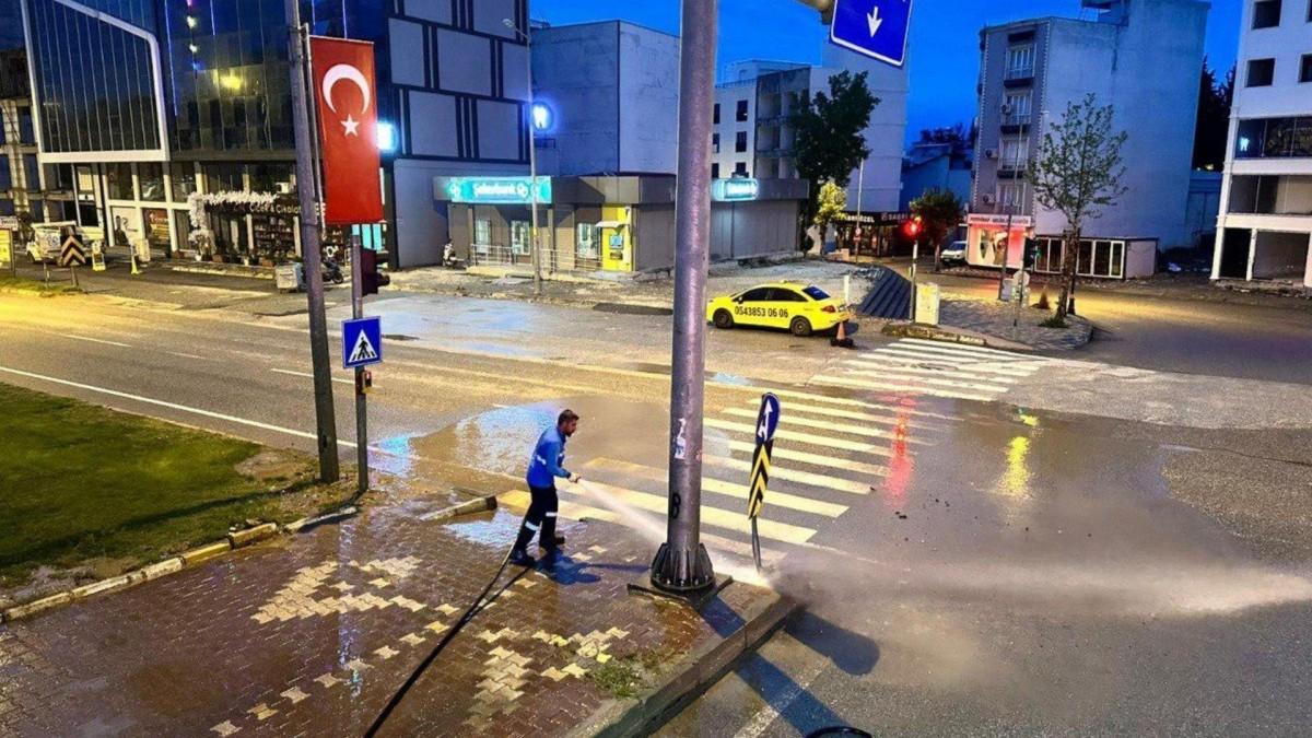 Adıyaman’da yağış sonrası gece boyu temizlik seferberliği - Videolu Haber