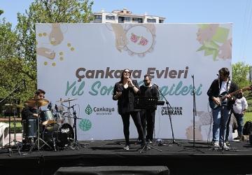 Çankaya Evleri Yıl Sonu Sergileri Çayyolu'nda ziyaretçilerle buluştu