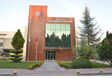 Ege Üniversitesi Diş Hekimliği Fakültesinde Yapay Zekâ Dönemi