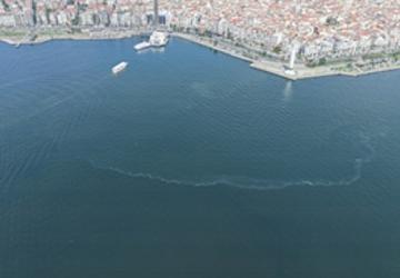 İzmir Körfezi'nde dokuzuncu kez dış kaynaklı kirlilik tespit edildi
