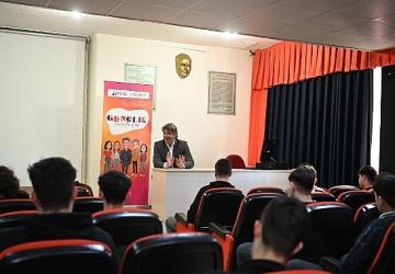 Başkan Kocaman “Gençlik Seninle Var" Programında Öğrencilerle Buluştu