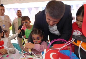 Başkan Tutdere, Eğriçay Parkı’nda çocuklarla Cumhuriyet Bayramı’nı kutladı - Videolu Haber