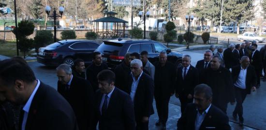 CHP Politika Kurulları Heyeti Adıyaman’da: Deprem sonrası çalışmalar yerinde incelendi - Videolu Haber