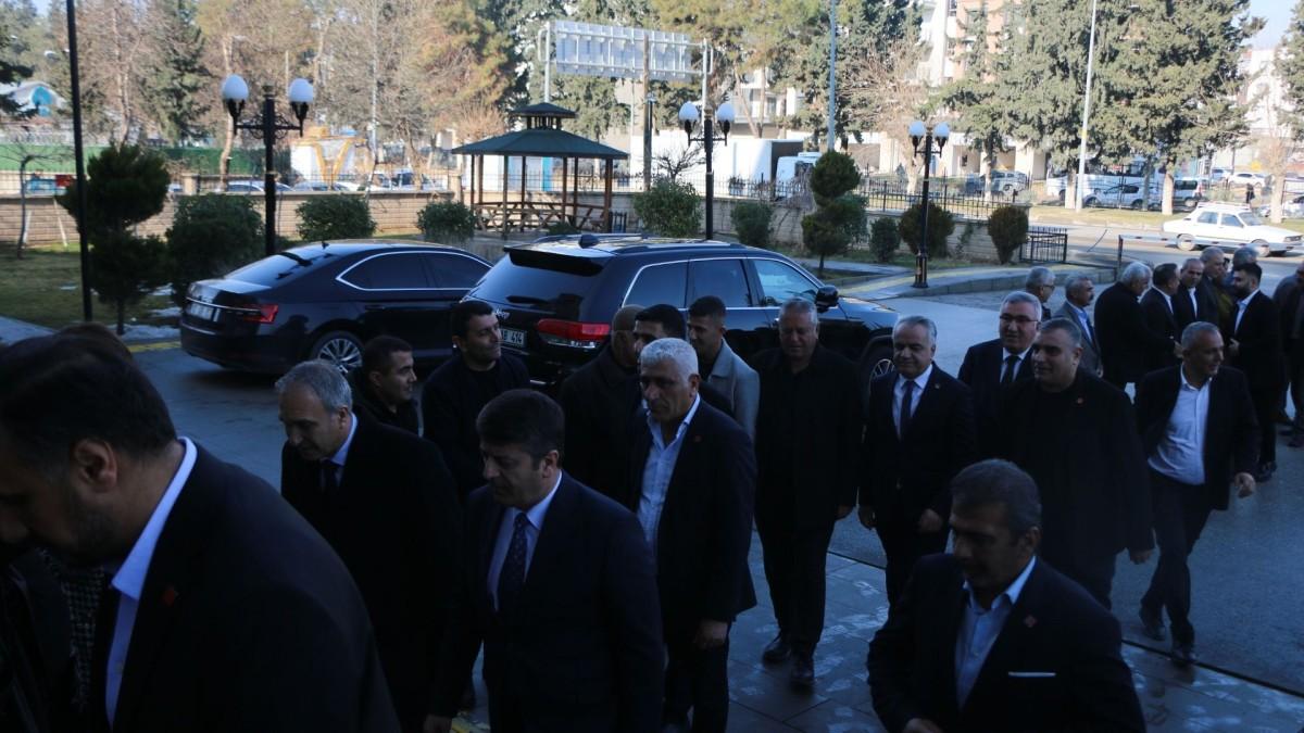 CHP Politika Kurulları Heyeti Adıyaman’da: Deprem sonrası çalışmalar yerinde incelendi - Videolu Haber
