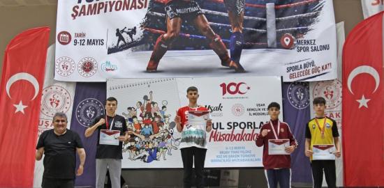 Besnili Sporcu Mehmet Emin Körede Türkiye şampiyonu oldu