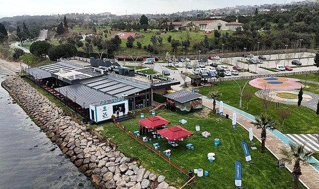 Balık dürüm “Antik Balık'ta" yenilir