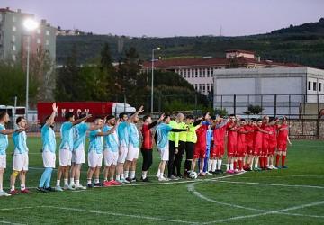 Gemlik'te İşçi Bayramı Heyecanı Yeşil Sahaya Taşındı