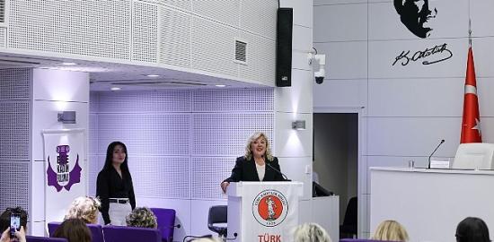 Buca'da ilham veren girişimcilik paneli