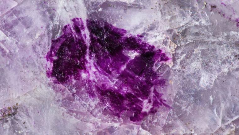 Ametist Taşı nedir? Genel özellikleri