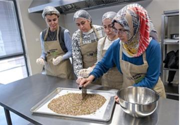 Büyükşehir'den çölyak hastası çocuklara yeni yıl etkinliği