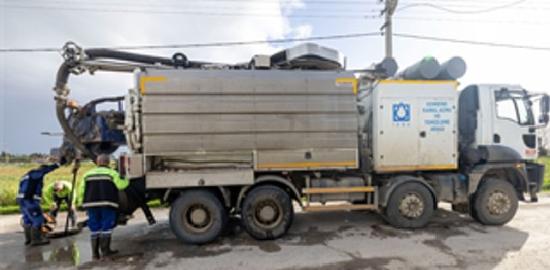 İzmir'de kuvvetli yağış ve fırtına alarmı