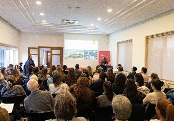 İzmir'in dünü bugünü yarını konuşuldu