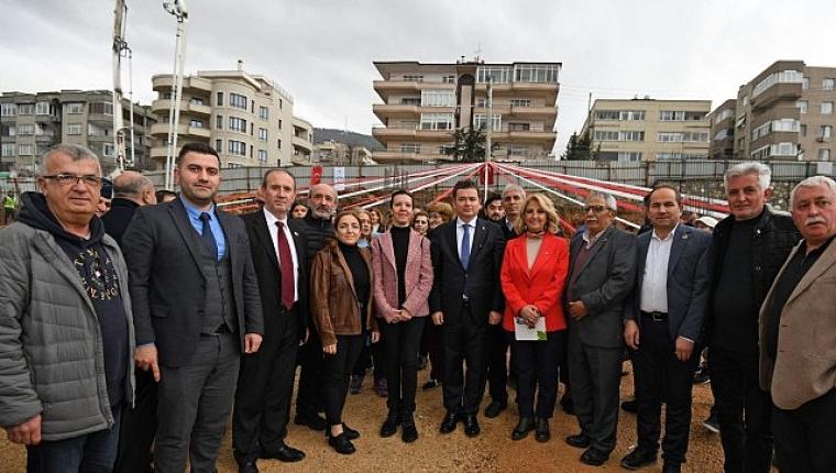 Başkan Aydın'dan Osmangazi'ye Çifte Hizmet
