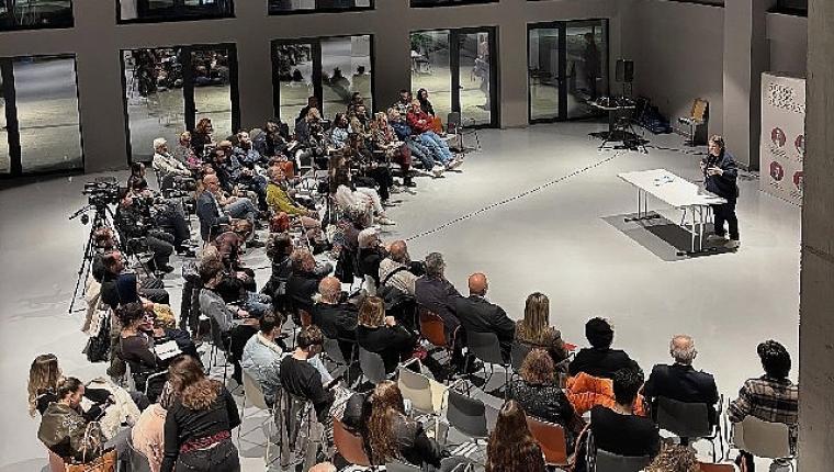 Aristoteles'in felsefesi Pancar Deposu'nda konuşuldu