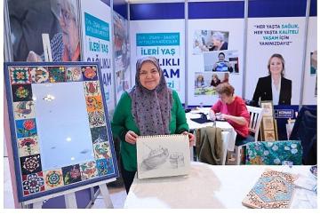 Sağlıklı Yaş Alma Fuarı'na Konak damgası