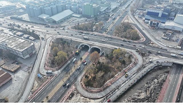 Başkan Altay: “Marangozlar Köprüsü'nün Üst Kısmında İki Şeridi Hizmete Açtık, 3. Şerit ile Katılma ve Ayrılma Şeritleri Yakın Zamanda Tamamlanacak"