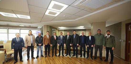 Başkan Büyükakın'ın yoğun ziyaretçi trafiği