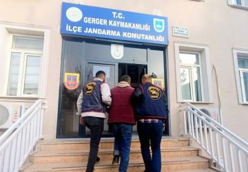 Adıyaman’da aranan şahıs Jandarma operasyonu ile yakalandı