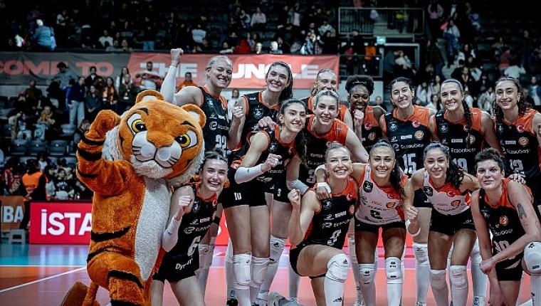 Göztepe karşısında 3 puan Eczacıbaşı Dynavit'in!